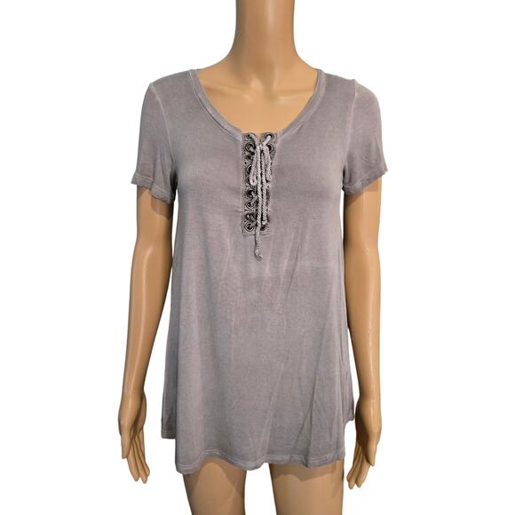 American Eagle Gray Lace Up T Shirt Small - Picture 1 of 6